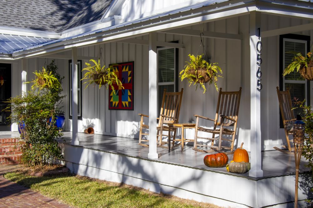 Cost of Front Porch Construction in Nashua