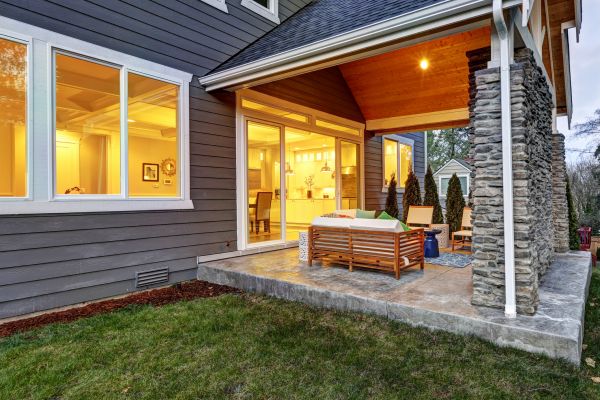 Cost of Back Porch Construction in Nashua