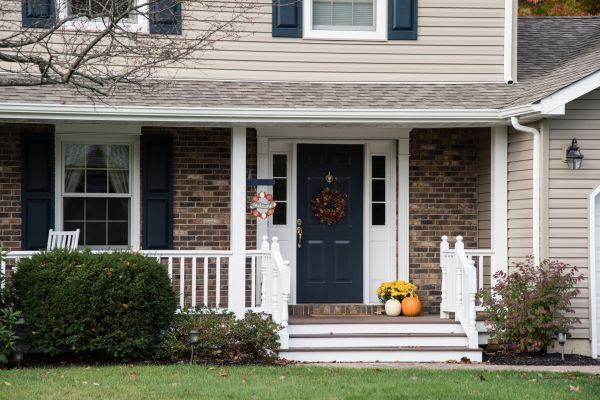Cost of Front Deck Construction in Nashua