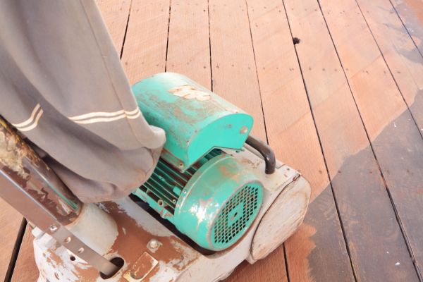 Cost of Cedar Deck Sanding in Nashua