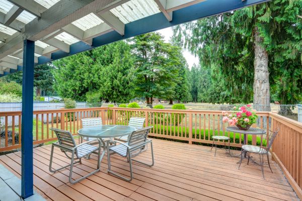 Cost of Deck Carpentry Service in Nashua